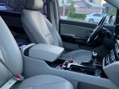 Сүрөт унаа Kia Carnival