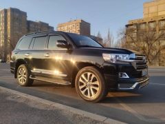 Фото авто Toyota Land Cruiser