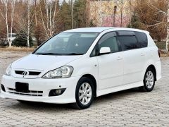 Фото авто Toyota Ipsum