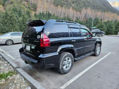 Photo of the vehicle Lexus GX