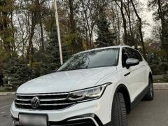 Фото авто Volkswagen Tiguan