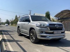 Сүрөт унаа Toyota Land Cruiser