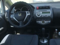 Фото авто Honda Jazz