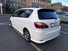 Фото авто Toyota Ipsum