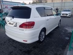 Фото авто Toyota Ipsum