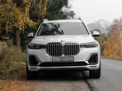 Фото авто BMW X7