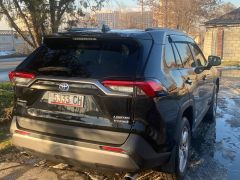 Photo of the vehicle Toyota RAV4