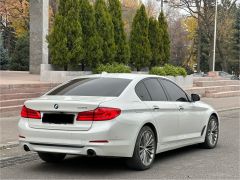 Photo of the vehicle BMW 5 Series