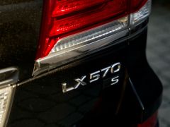 Сүрөт унаа Lexus LX