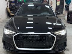 Photo of the vehicle Audi A6