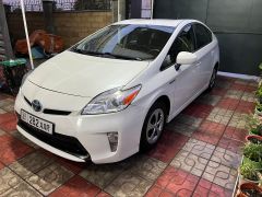 Фото авто Toyota Prius