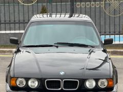 Photo of the vehicle BMW 5 Series