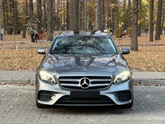 Фото авто Mercedes-Benz E-Класс