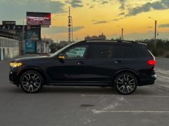 Фото авто BMW X7