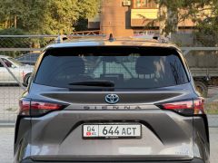 Сүрөт унаа Toyota Sienna