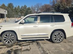 Сүрөт унаа Toyota Land Cruiser