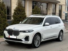 Photo of the vehicle BMW X7