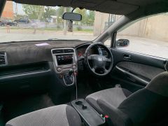 Фото авто Honda Stream