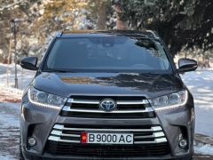 Photo of the vehicle Toyota Highlander