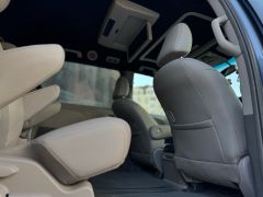 Photo of the vehicle Toyota Sienna