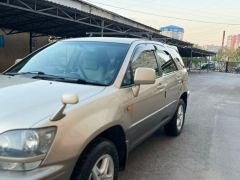 Фото авто Toyota Harrier