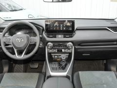 Сүрөт унаа Toyota RAV4