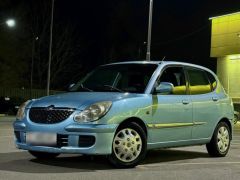 Фото авто Daihatsu Sirion