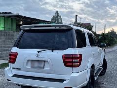 Сүрөт унаа Toyota Sequoia