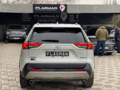 Сүрөт унаа Toyota RAV4