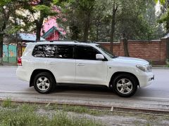 Сүрөт унаа Toyota Land Cruiser