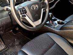 Photo of the vehicle Toyota Highlander