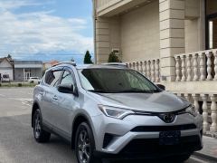 Сүрөт унаа Toyota RAV4