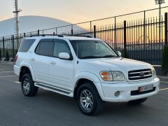 Сүрөт унаа Toyota Sequoia