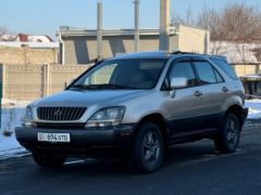 Photo of the vehicle Lexus RX