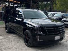 Сүрөт унаа Cadillac Escalade