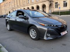 Фото авто Toyota Prius