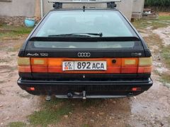 Photo of the vehicle Audi 100