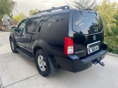 Фото авто Nissan Pathfinder