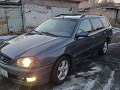 Сүрөт унаа Toyota Avensis