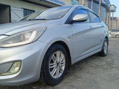 Сүрөт унаа Hyundai Solaris