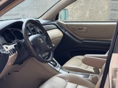 Сүрөт унаа Toyota Highlander