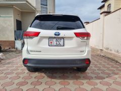 Сүрөт унаа Toyota Highlander