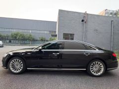 Photo of the vehicle Audi A8