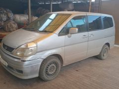 Сүрөт унаа Nissan Serena