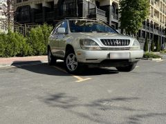 Photo of the vehicle Lexus RX