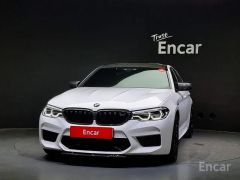 Фото авто BMW M5