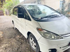 Photo of the vehicle Toyota Estima