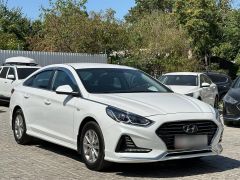 Photo of the vehicle Hyundai Sonata