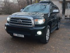 Сүрөт унаа Toyota Sequoia