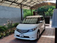 Фото авто Honda Elysion